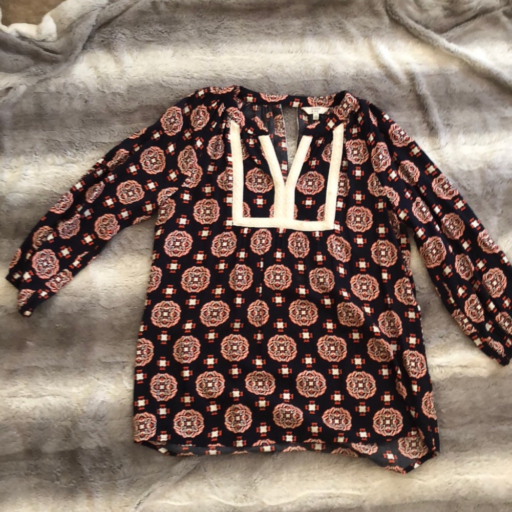 Crown and Ivy shirt